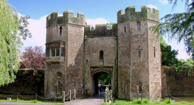 Where Was The Huntsman Filmed? Mesmerizing Fantasy World Locations For Winter’s War!