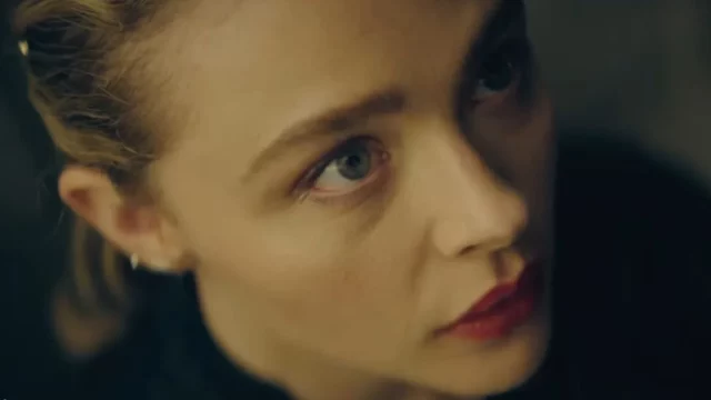 Where To Watch The Peripheral For Free? Travel To A Dark Future!