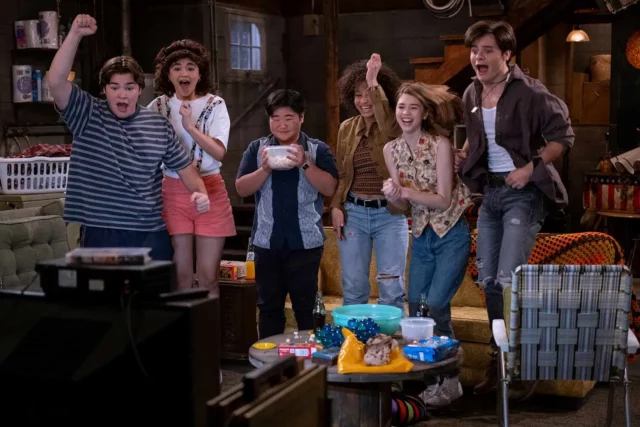 Where To Watch That 90s Show For Free Online? Best Sitcom Ever!