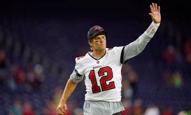 Where To Watch 80 For Brady For Free Online? Sports Comedy Drama Movie!