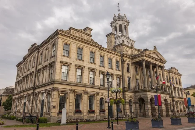 Where Was Ginny And Georgia Filmed? Get Ready For High-Level Comedy!