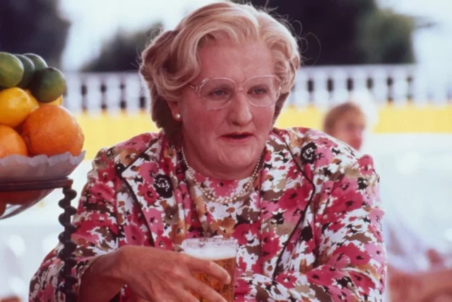 Where Was Mrs. Doubtfire Filmed? Robin Williams’ Oscar-Winning Movie!!
