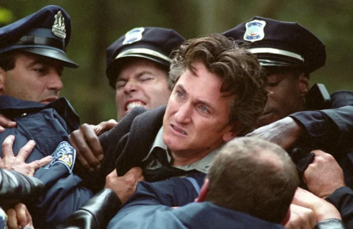 Where To Watch Mystic River For Free Online? Clint Eastwood’s Riveting Neo-Noir Crime Drama Film!